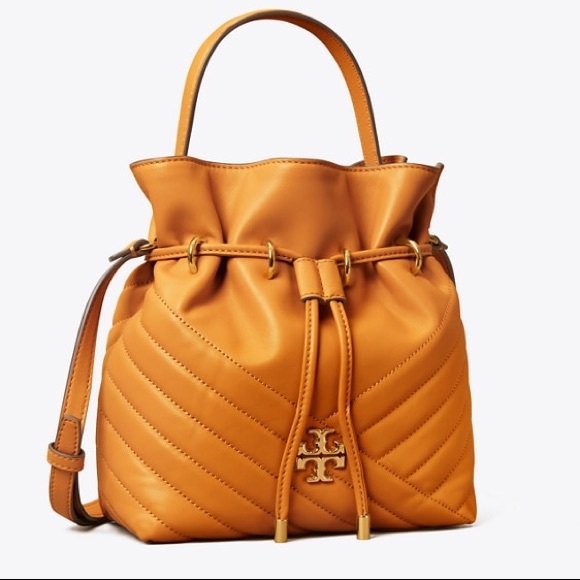 Tory Burch Handbags - Tory Burch🌼NEW🌼 KIRA CHEVRON MINI BUCKET BAG